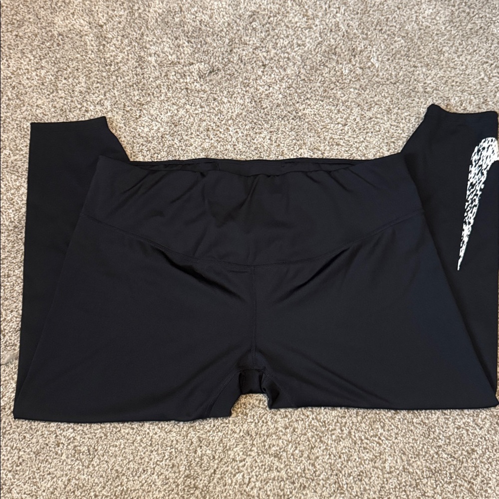 Nike Dri Fit Crop Running Leggings 2X - Picture 2 of 6